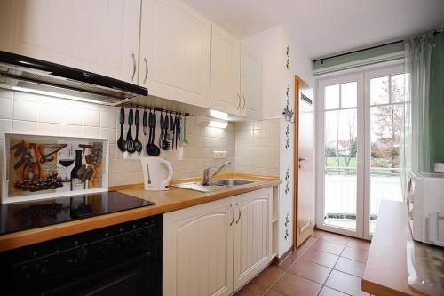 Apartment with Balcony image 10
