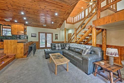 Expansive Family Cabin with 2 Decks and Game Room - main image
