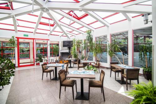 Pub/Hol, Sanatorium Uzdrowiskowe Baltyk in Kołobrzeg