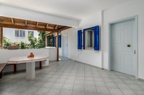 Balcony/terrace, Tina's Apartments in Milos Island