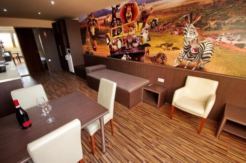 ทัศนียภาพภายนอกโรงแรม, Corvin Apartman in กียูลา