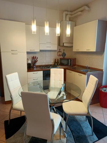 Luna in Castelnuovo del Garda