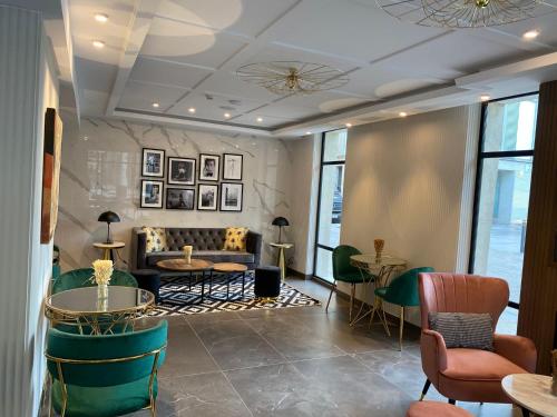 Exterior view, Hotel Oasis in Barceloneta