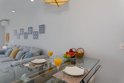 100% SEAVIEW, 2 minutes to the BEACH and PARKING