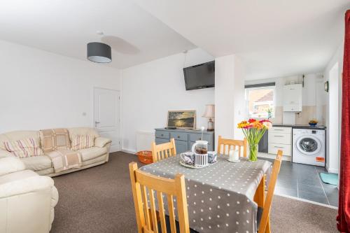 Pass the Keys Cornerstones - in the pretty village of Skelton, North Yorkshire gîte à louer Skelton