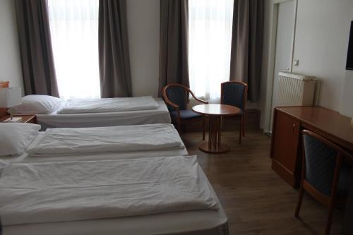 Stadt-Gut-Hotel Zum Rathaus – Oberhausen, IN