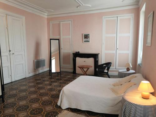 Les volets bleus chambre d'hôte Cuxac-d'Aude