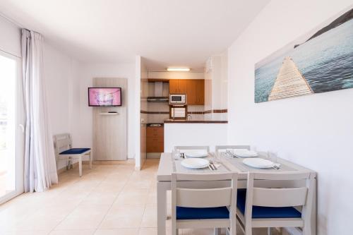 Apartamentos Avenida - MC Apartamentos Ibiza - image 5