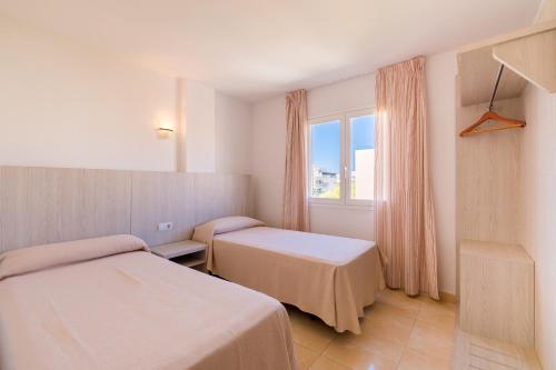  Apartamentos Avenida - MC Apartamentos Ibiza in Ibiza Town
