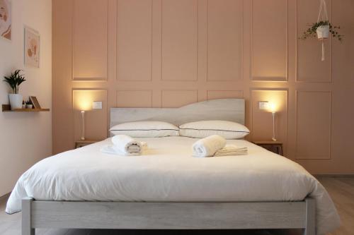 Deluxe Double Room (2 Adults + 1 Child)