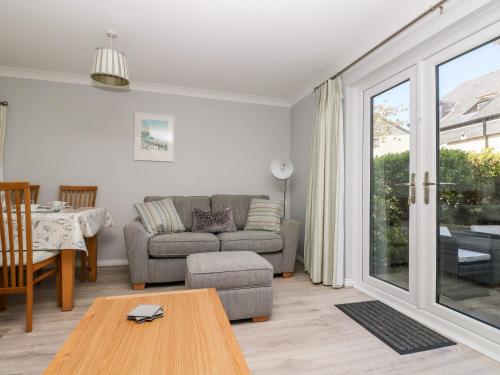 Bramble Cottage - image 3