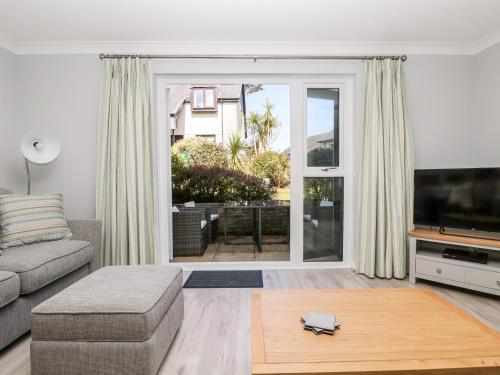 Bramble Cottage - image 10