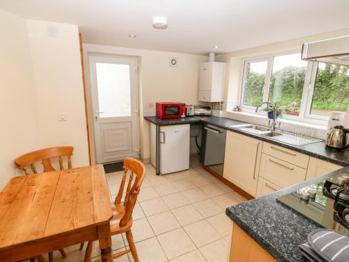 Trefaes Newydd - image 2