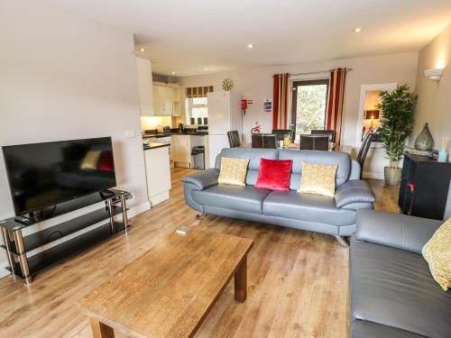 Beeley Matlock - image 2