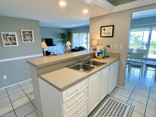 Sanibel Siesta on the Beach Unit 112 Condo - image 10