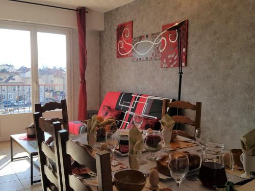 Appartement Montrond-les-Bains, 2 pièces, 2 personnes - FR-1-496-229