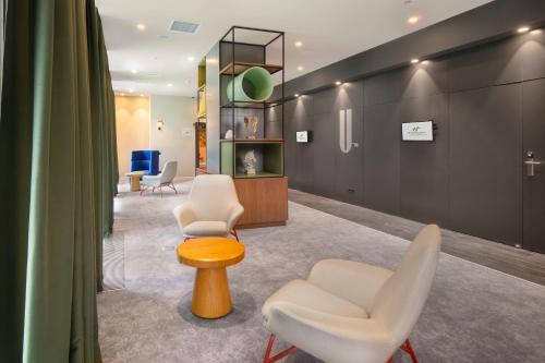 Holiday Inn Yerevan - Republic Square by IHG