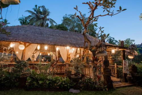 Restaurant, Keramas Sacred River Village in Keramas