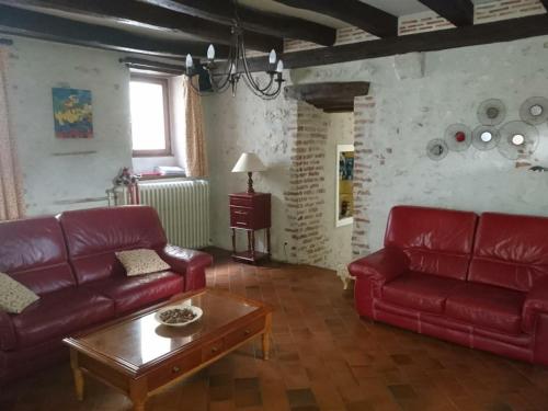 Gîte Cour-sur-Loire, 4 pièces, 6 personnes - FR-1-491-30