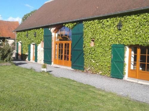 Gîte Vaux , 4 pièces, 8 personnes - FR-1-489-6 gîte à louer Le Montais