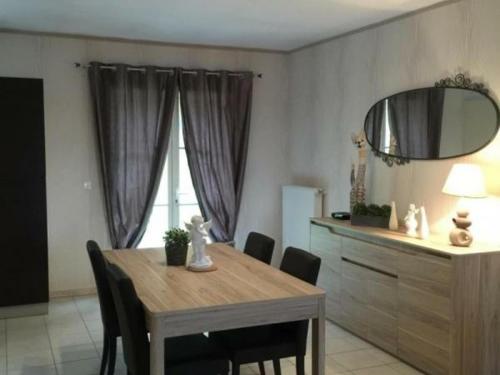 Gîte Angé, 3 pièces, 4 personnes - FR-1-491-186 gîte à louer Angé