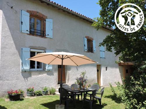 Gîte Pralong, 3 pièces, 4 personnes - FR-1-496-117 - Location saisonnière - Pralong