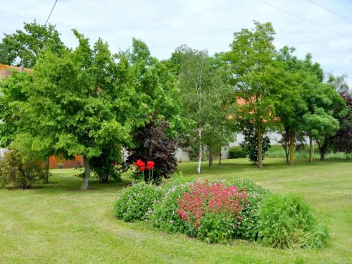 Gîte Saint-Pourçain-sur-Sioule 4 pièces 6 personnes - FR-1-489-179 - image 12