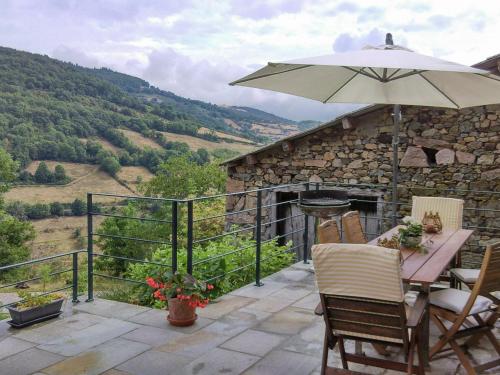 Gîte Saint-Romain-en-Jarez, 4 pièces, 6 personnes - FR-1-496-34 gîte à louer L'Aubépin