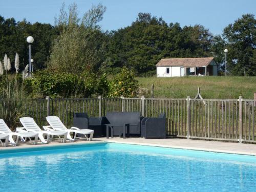 Gîte Orist, 3 pièces, 4 personnes - FR-1-360-448 gîte à louer Angoumé