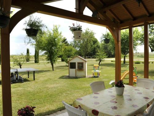 Gîte Rouilly-Sacey 3 pièces 4 personnes - FR-1-543-46 - image 3
