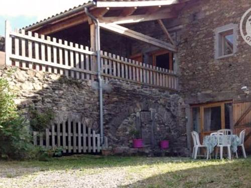 Accommodation in La Terrasse-sur-Dorlay