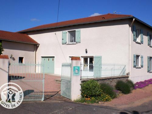. Gîte à Amions avec cheminée, jardin et petit animal accepté - FR-1-496-112