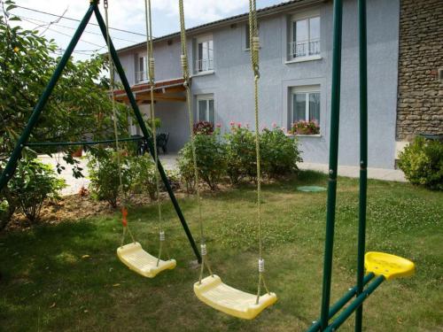Gîte Morvilliers, 5 pièces, 8 personnes - FR-1-543-112 gîte à louer Bois de Pute-Bête