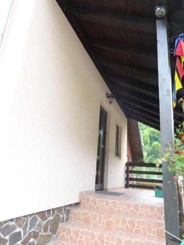 Casa Lotrilor - image 5