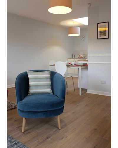 Hugh O'Neill Ambassador Suite - image 10