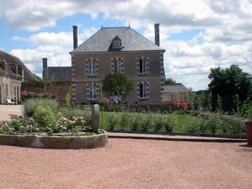 Gîte Neuvy-au-Houlme, 5 pièces, 9 personnes - FR-1-497-11