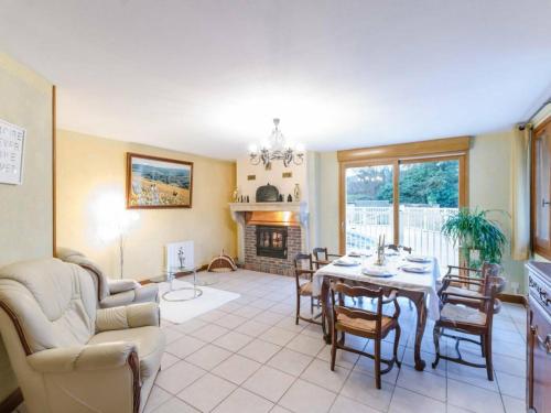 Gîte Balnot-sur-Laignes 3 pièces 6 personnes - FR-1-543-15 - main image