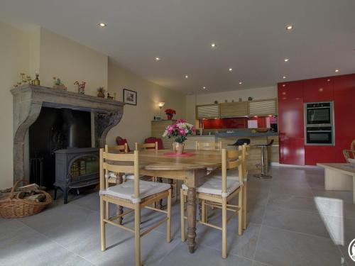 Gîte Boyeux-Saint-Jérôme, 4 pièces, 6 personnes - FR-1-493-249 gîte à louer Nivollet-Montgriffon