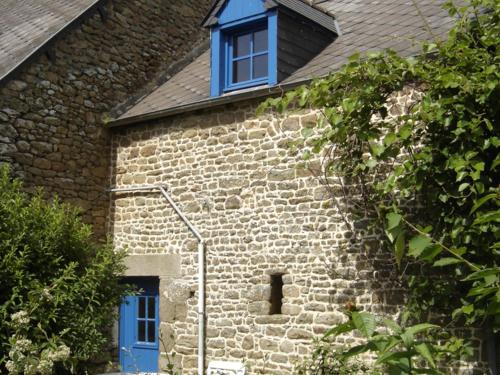 Gîte Saint-Broladre 2 pièces 3 personnes - FR-1-538-131 - image 10