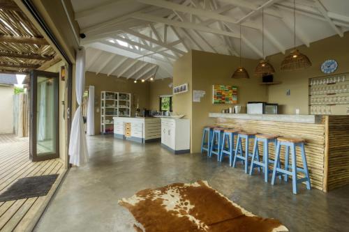 Bar/lounge, Baleia Azul 11 in Zitundo