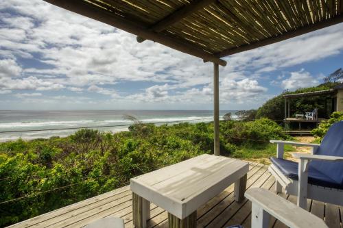 View, Baleia Azul 11 in Zitundo