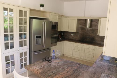 Villa Rossa in بيزوري