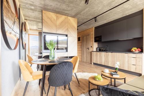 2 bedrooms, 3 beds