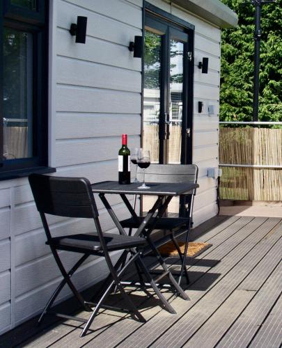 Jackdaws - Stylish Rural Apartment in Central England