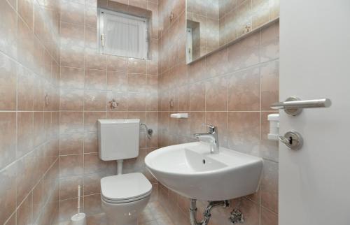 House Pula 2080 - image 10