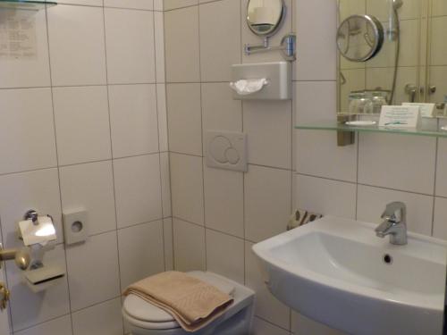 Altstadt-Hotel Gelnhausen - image 12