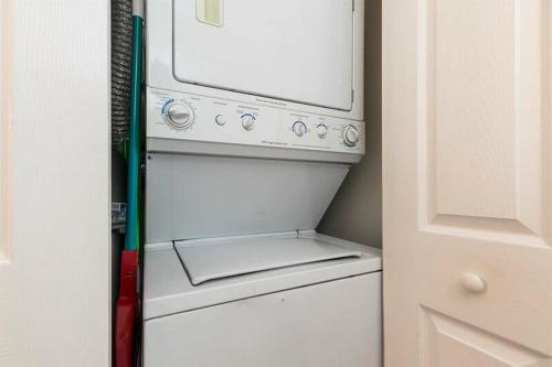 Island Winds West 470 by Meyer Vacation Rentals - image 2