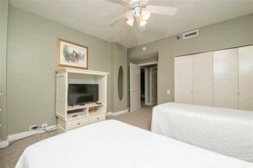 Beach Colony West PH3B by Meyer Vacation Rentals - image 4