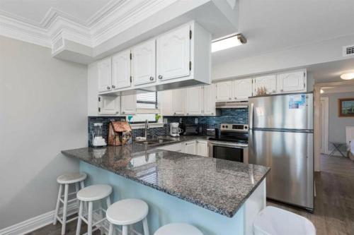 Aqua 99 by Meyer Vacation Rentals - image 8