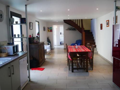 Gîte Bazoches-les-Gallerandes 3 pièces 4 personnes - FR-1-590-224 - image 6